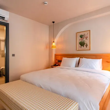 Unsal Otel