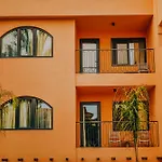 يونسال 3*